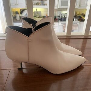 White Ankle Booties | Block Heel | Circus by Sam Edelman | US 8